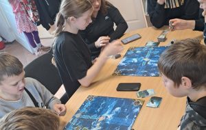 Galda spēles bērniem pavasara brīvlaikā